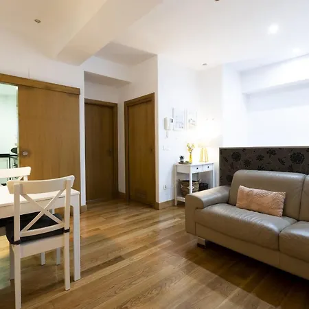Arrola By Smiling Appartement