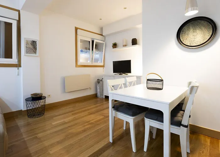 Arrola By Smiling * Hondarribia