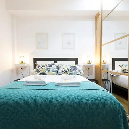 Arrola By Smiling アパート