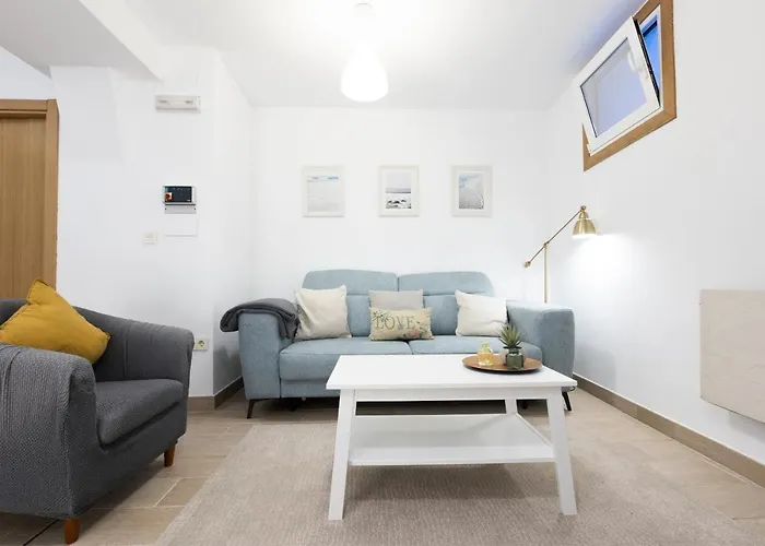 Arrola By Smiling Apartament Fuenterrabia